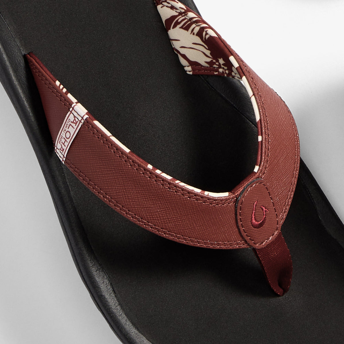 ʻOhana  -  Red Clay / Black